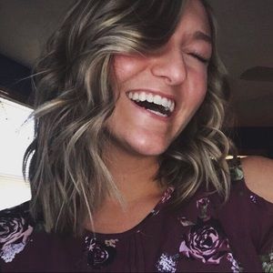 Meet your Posher, Bailey